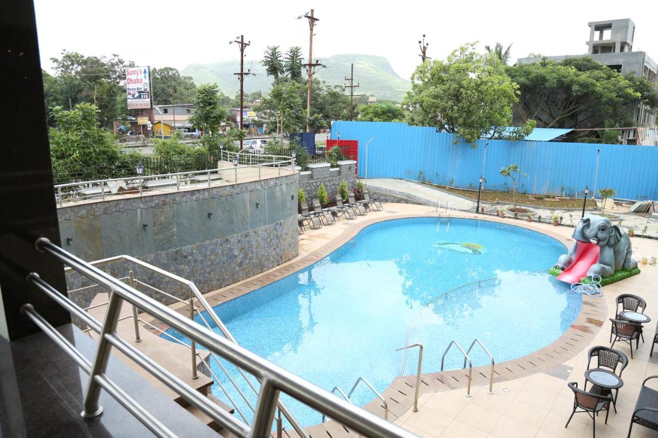 Vits Lonavala 호텔 외부 사진