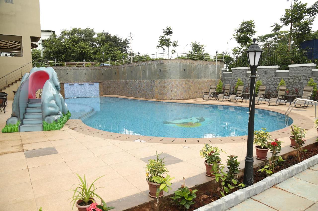 Vits Lonavala 호텔 외부 사진